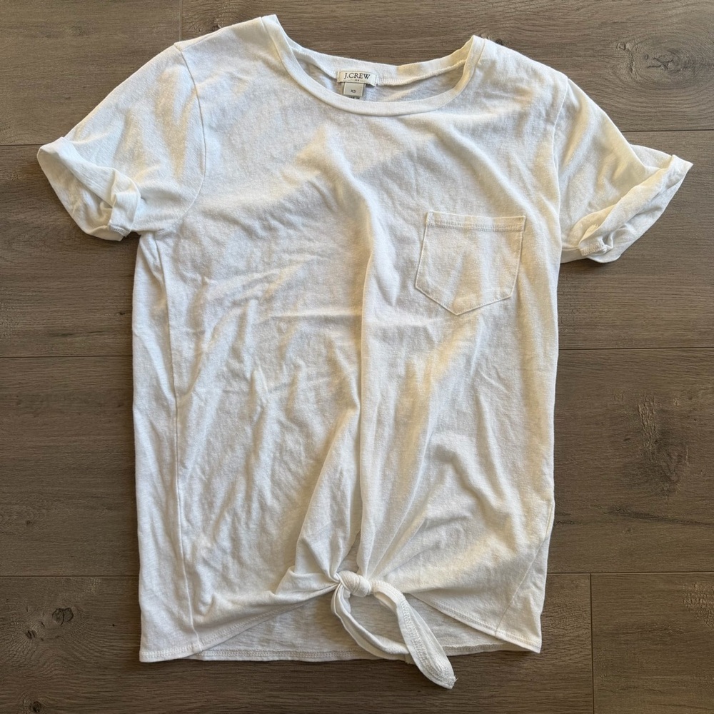 J. Crew Factory white front knotted tee - size XS